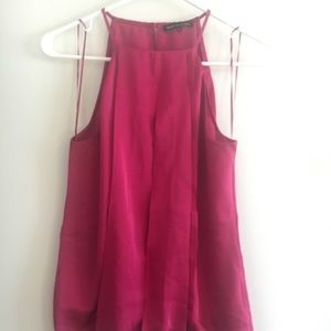 VIOLET & CLAIRE Silk Top. Fuchsia, size S.